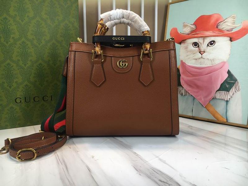 Gucci Handbags 252